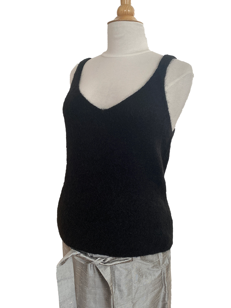 Mammie's-sara-menonove-top-en-cardigan