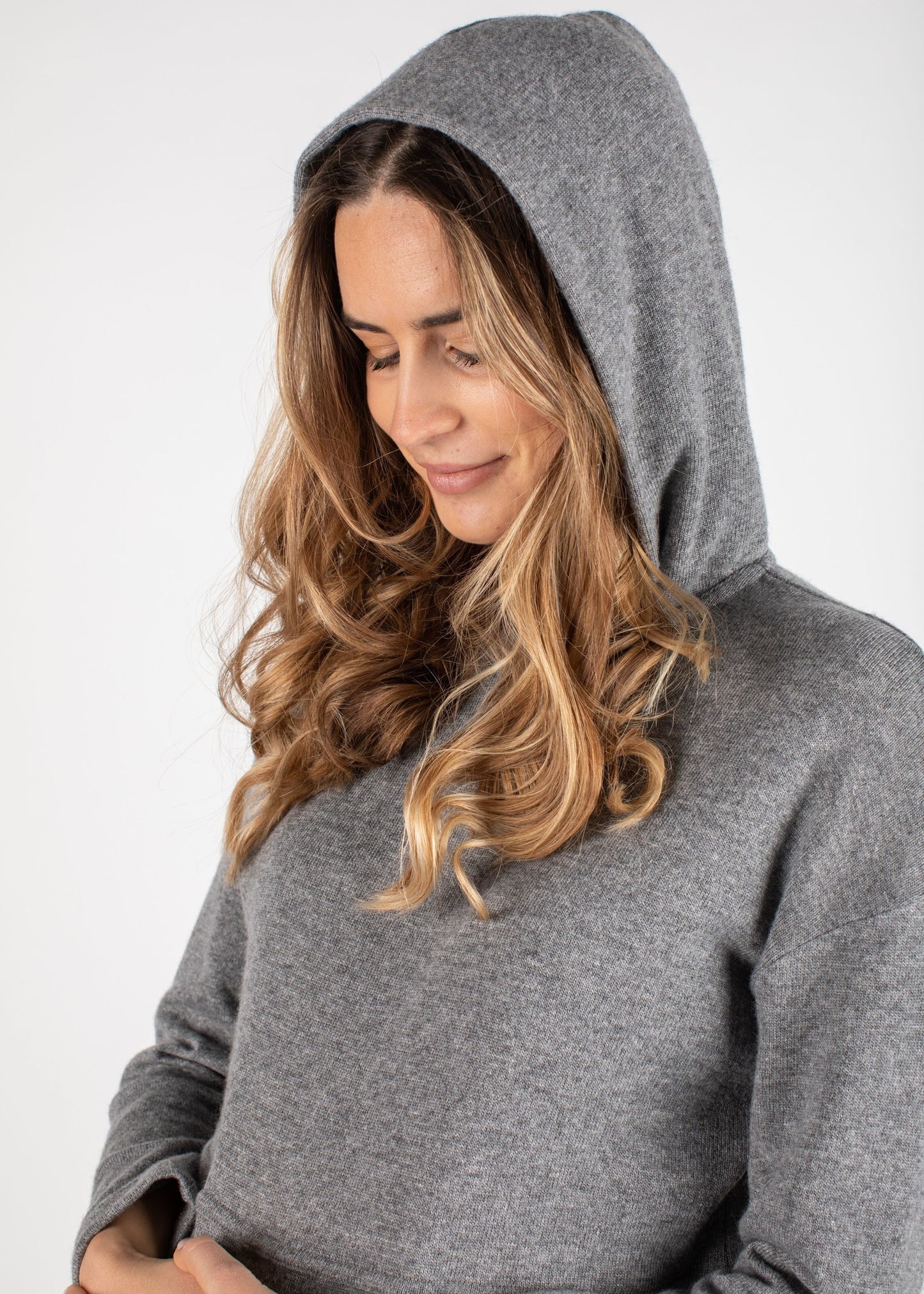ATTESA Hoodie Viky