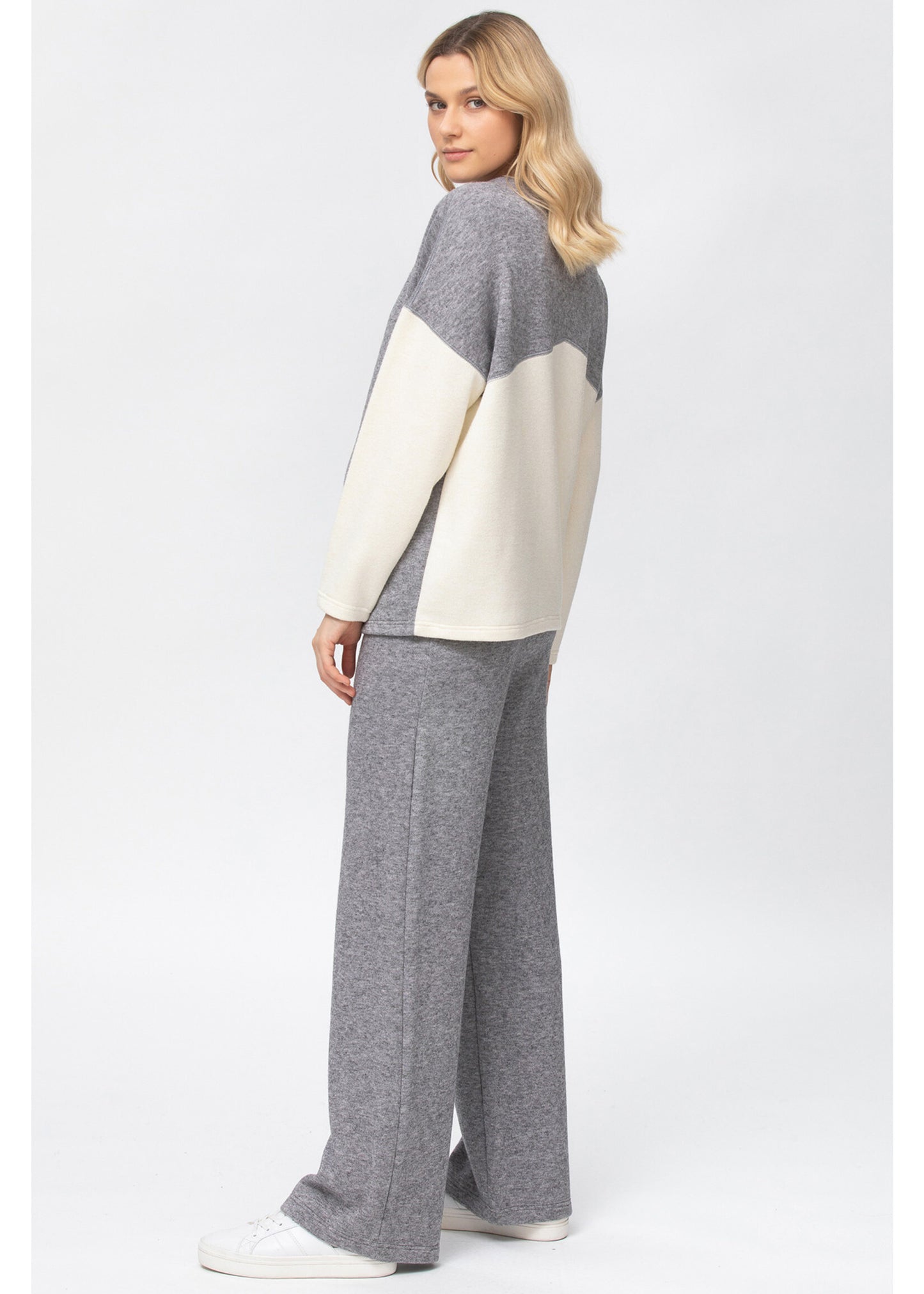 PIETRO BRUNELLI Low rise PANTS COZY